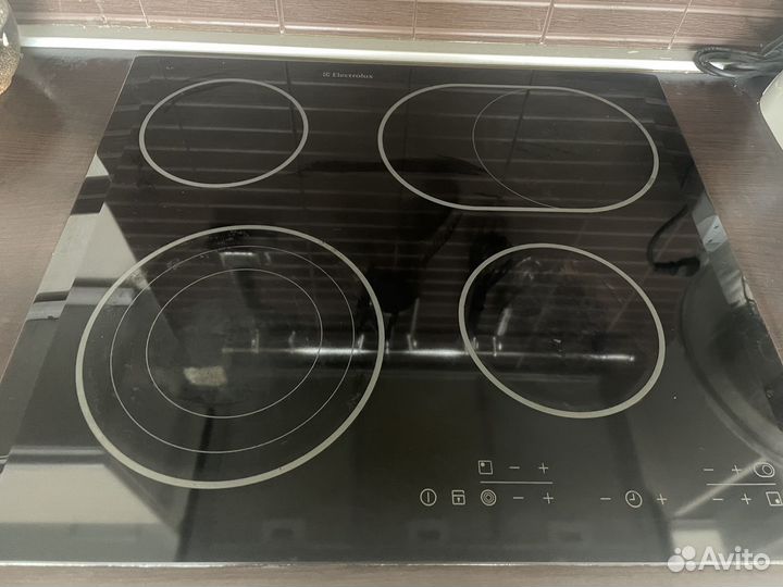Варочная панель электрическая electrolux