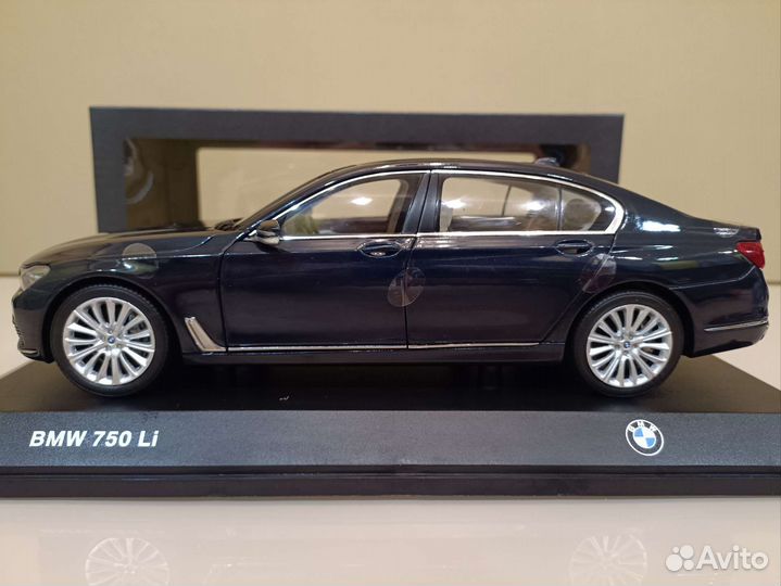Bmw 7 Series 750Li G11/G12 (15-19г.) Синий 1:18