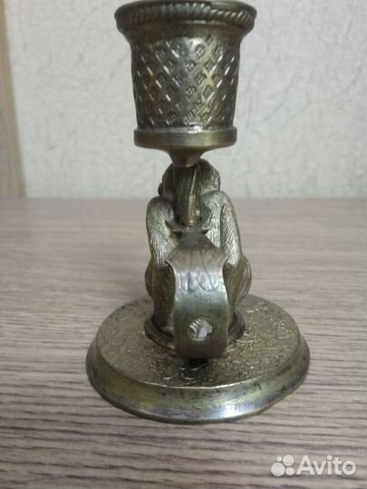 Старинный бронзовый подсвечник