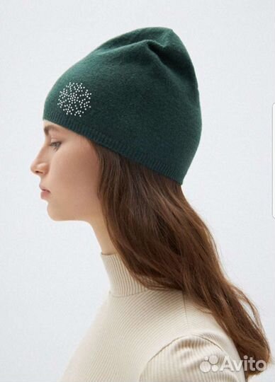 Шапка и перчатки с узором