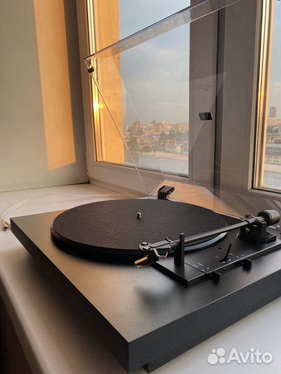 Виниловый проигрыватель Pro-Ject Automat A1