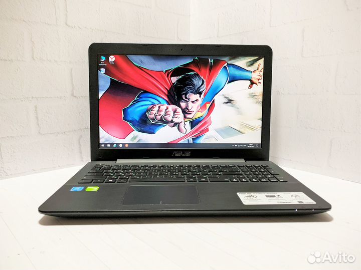 Ноутбук Asus 4 ядра/8Gb/SSD/2 видеокарты