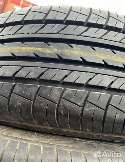 Yokohama dB Decibel E70B 215/55 R17