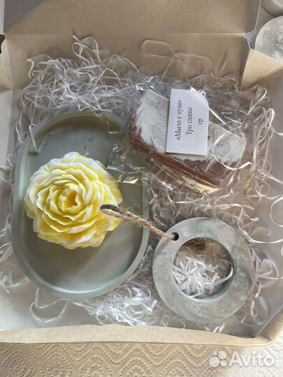 Наборы подарочные на 8 марта