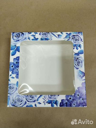 Коробка подарочная с окном