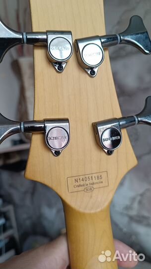 Бас электрогитара