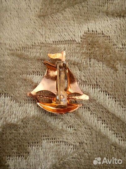 Значок парусник (оригинал)