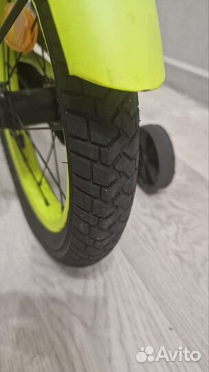 Детский велосипед четырехколесный 14