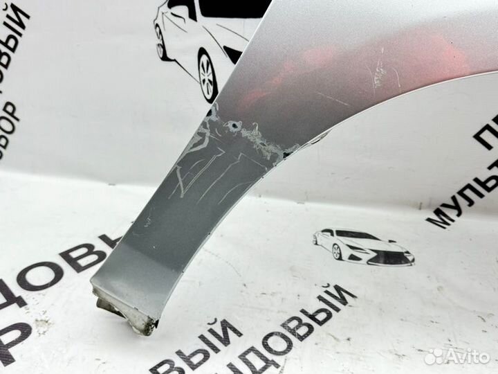 Крыло переднее правое Toyota Camry 40