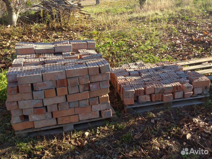 Продаю бу кирпичи