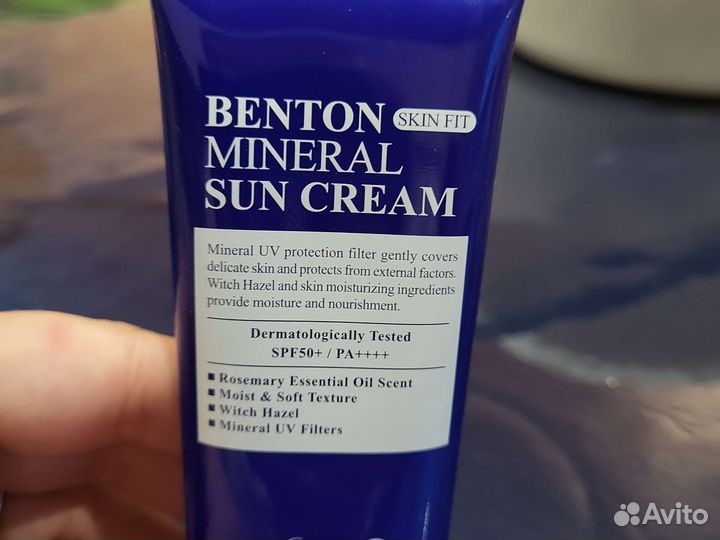 SPF 50+ benton. Крем от загара