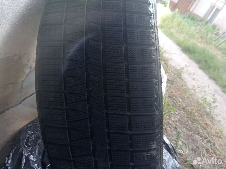 Nankang ESSN-1 Corsafa 245/40 R18 93