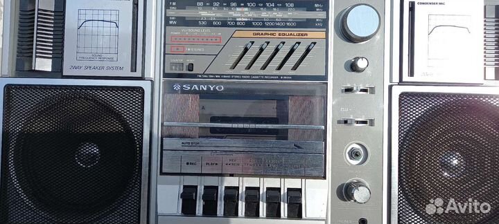 Sanyo М 9835К