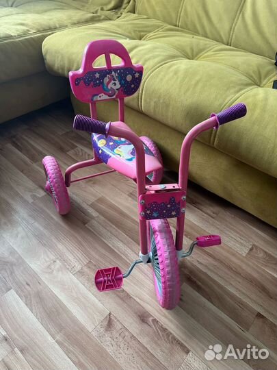 Трехколесный велосипед