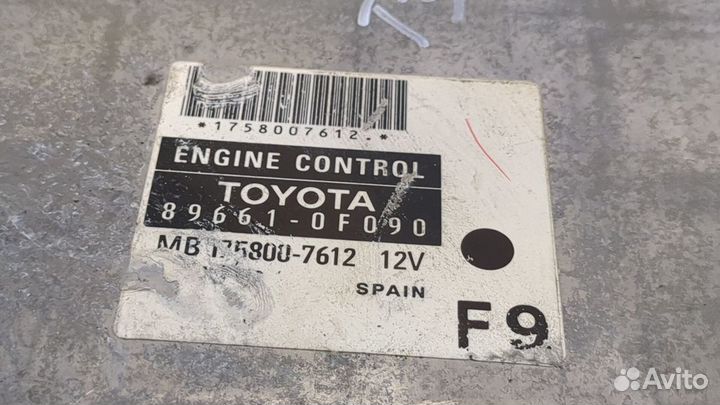 Блок управления двигателем Toyota Corolla Verso, 2