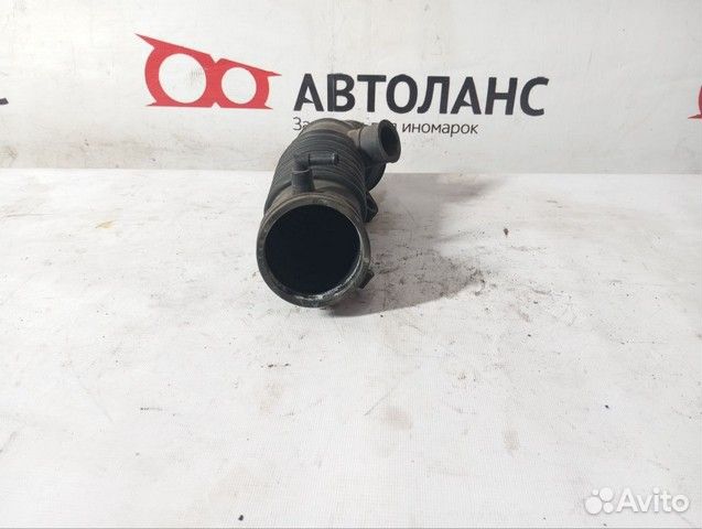 Патрубок корпуса воздушного фильтра Mitsubishi