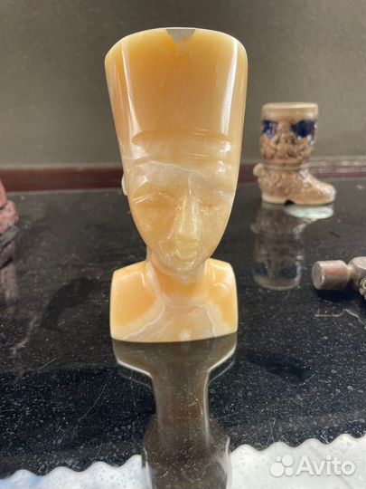 Статуэтка нифиртити