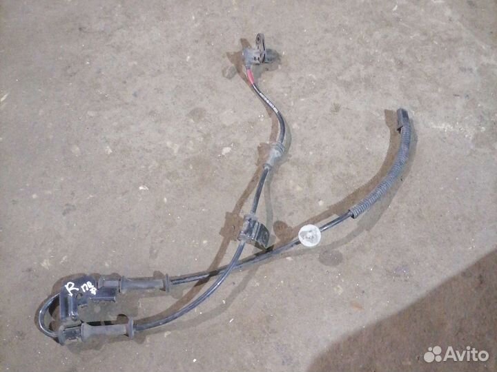 Датчик абс передний правый Kia Rio 3