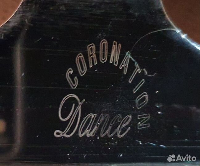 Профессиональные фигурные коньки edea.Размер 27