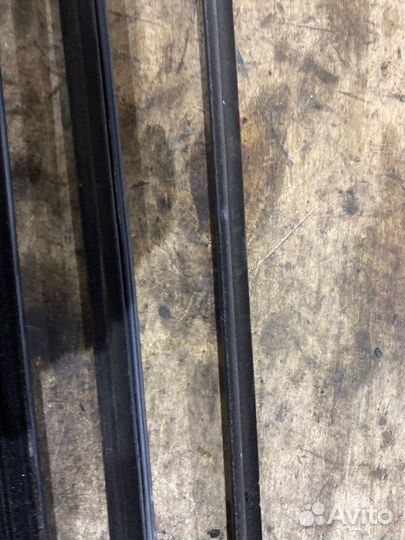 Молдинг стекла Bmw Е46 купе M43B19 2000