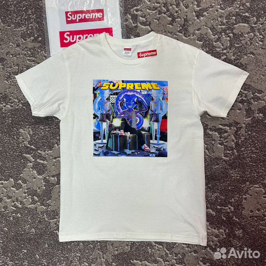 Футболка supreme