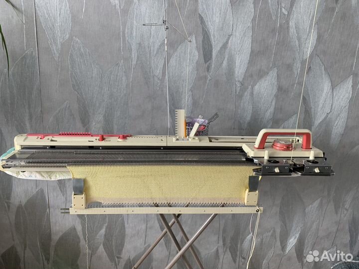 Вязальна машина toyota 858