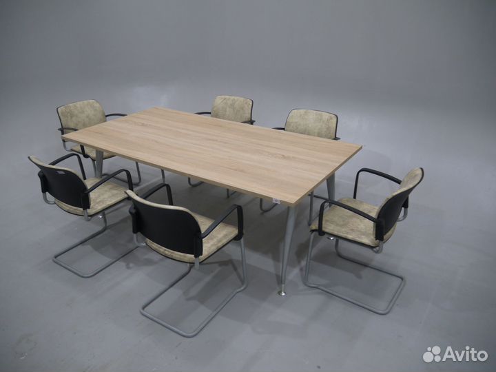 Кресло в переговорную