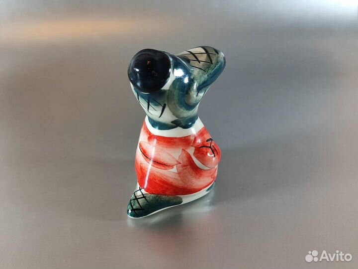 Крокодил Геннадий фарфоровая статуэтка