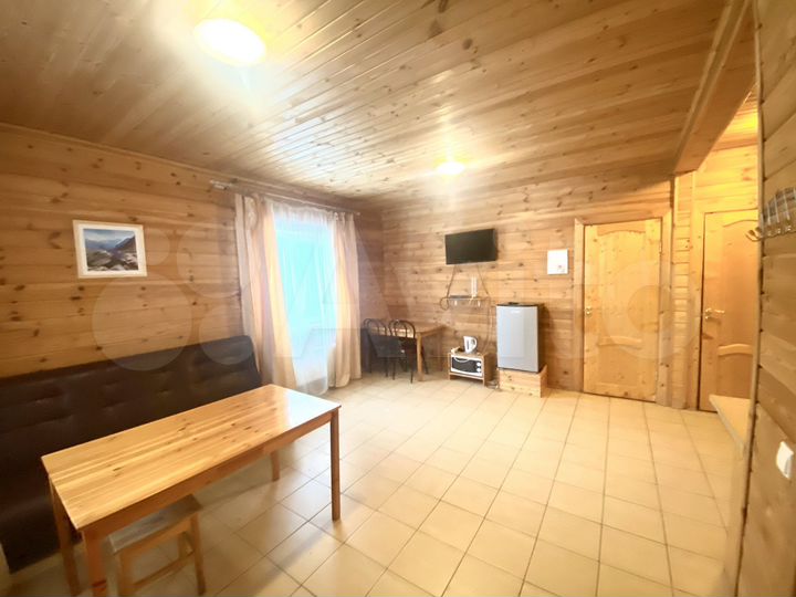 Коттедж 180 м² на участке 12,3 сот.