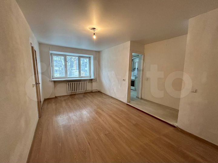 2-к. квартира, 42,1 м², 1/5 эт.