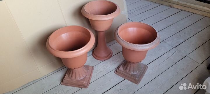 Горшки для цветов пластиковые