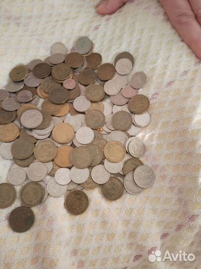 Монеты молодая россия