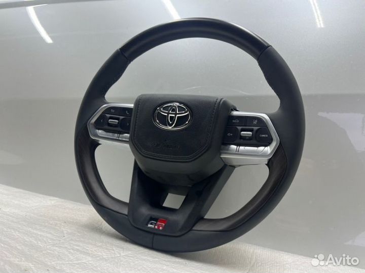 Рулевое колесо Toyota Land Cruiser 300 2021-2023