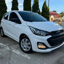 Chevrolet Spark 1.0 CVT, 2019, 9 500 км, с пробегом, цена 980 000 руб.