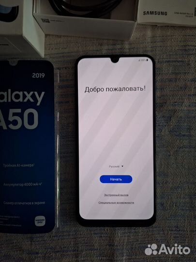 Samsung Galaxy A50, 4/64 ГБ