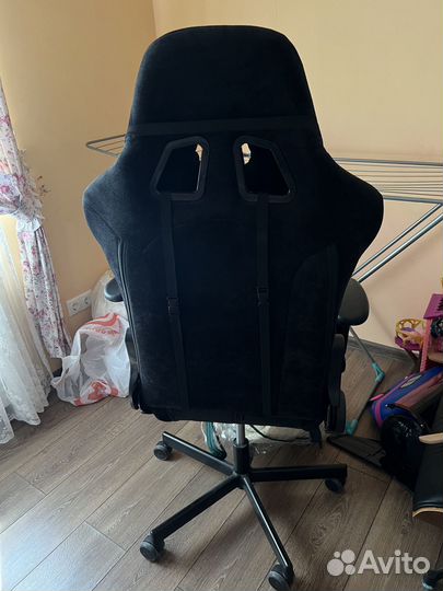 Компьютерное кресло