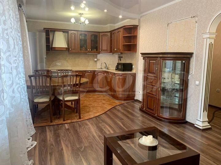 2-к. квартира, 61,3 м², 4/10 эт.