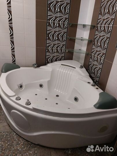Ванна джакузи