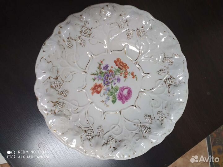 Блюдо дулево виноград