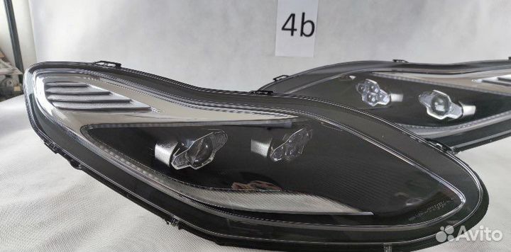 Фары aston martin DB11 full LED Комплект