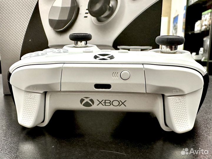 Геймпад Xbox Elite Series 2 Core