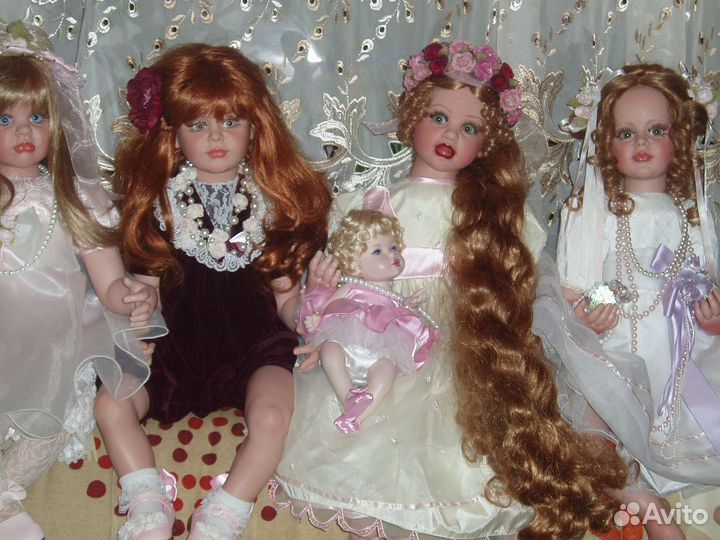 Виниловые куклы Файзах Спанос