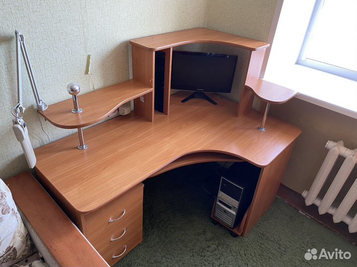 Компьютерный стол бу