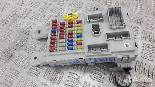 Блок предохранителей hyundai H1 (starex) 2 (DMA12M