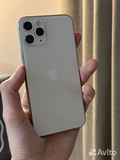 iPhone 11 Pro, 64 ГБ