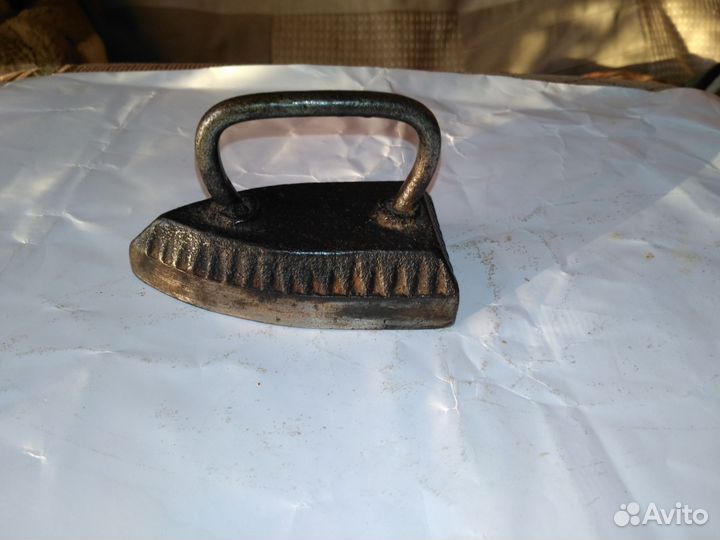 Утюг для манжетов