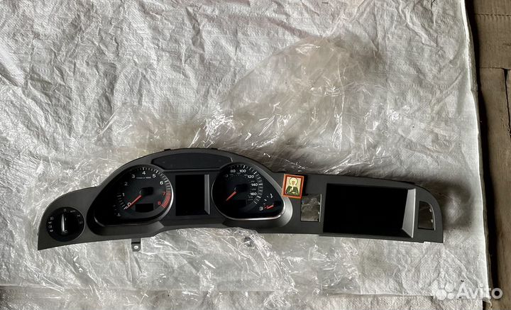 Панель приборов Audi A6 C6 4F