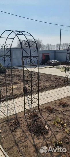 Арка садовая