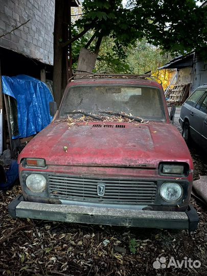 LADA 4x4 (Нива) 1.7 МТ, 1998, битый, 200 000 км