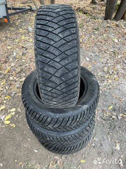 Goodyear Ultragrip Ice Arctic 195/60 R15